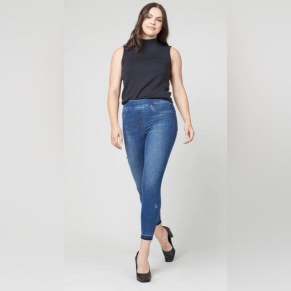 SPANX women’s size medium pull on distressed ankle skinny jeans casual wear pant - Picture 1 of 13